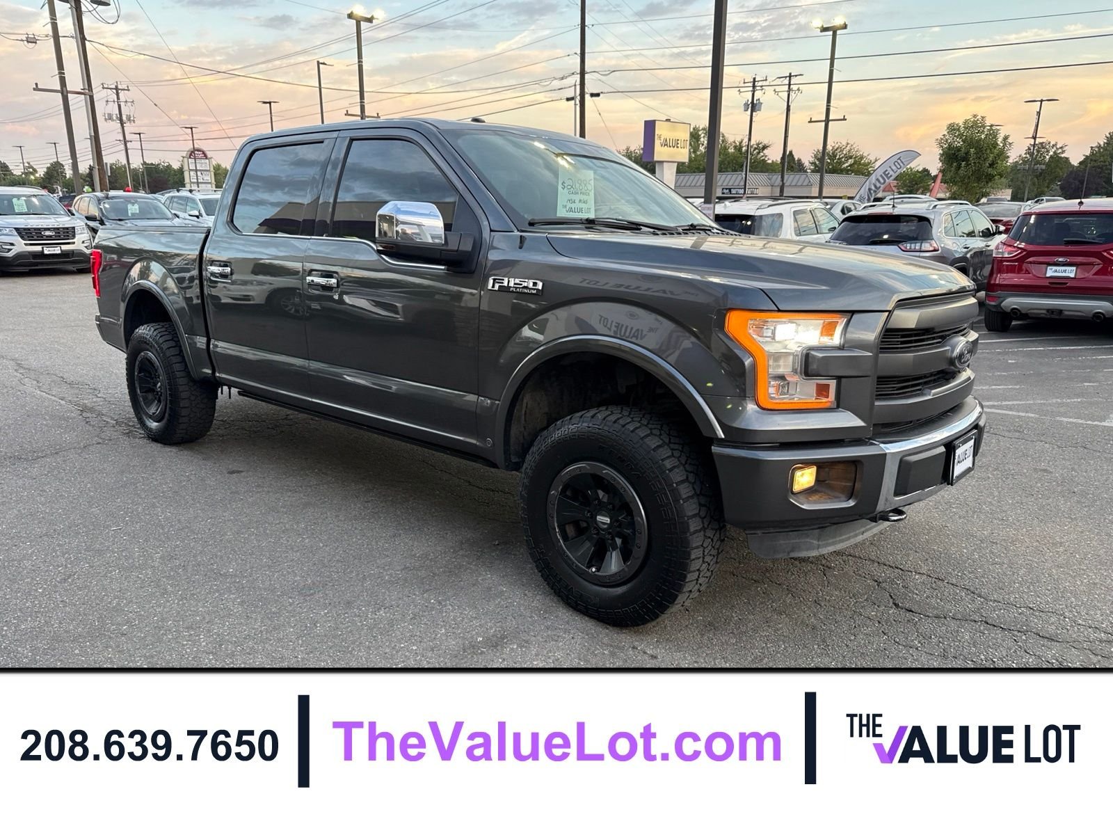 Used 2015  Ford Platinum image 2