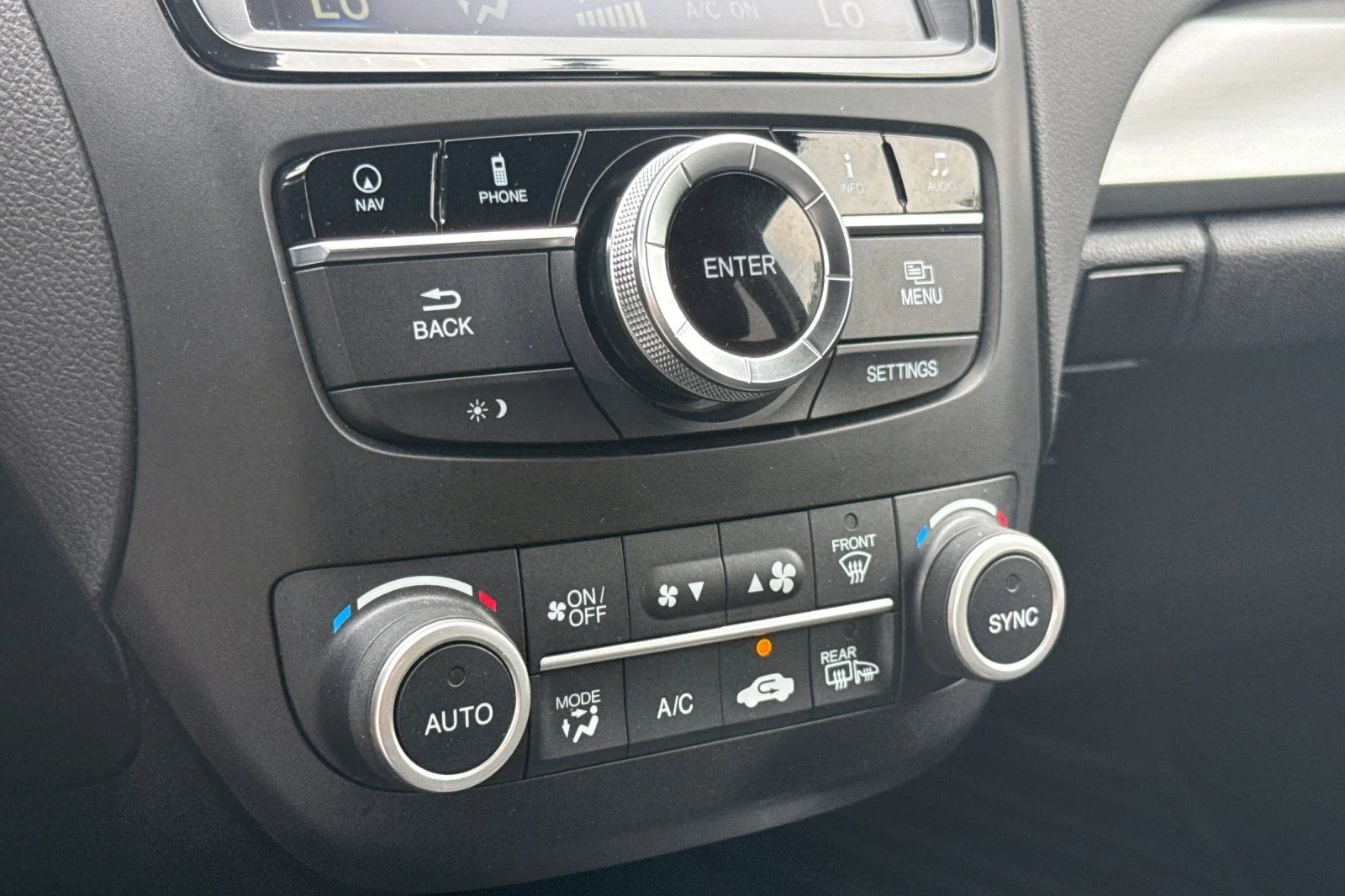 Used 2018 White Acura Advance Package image 20