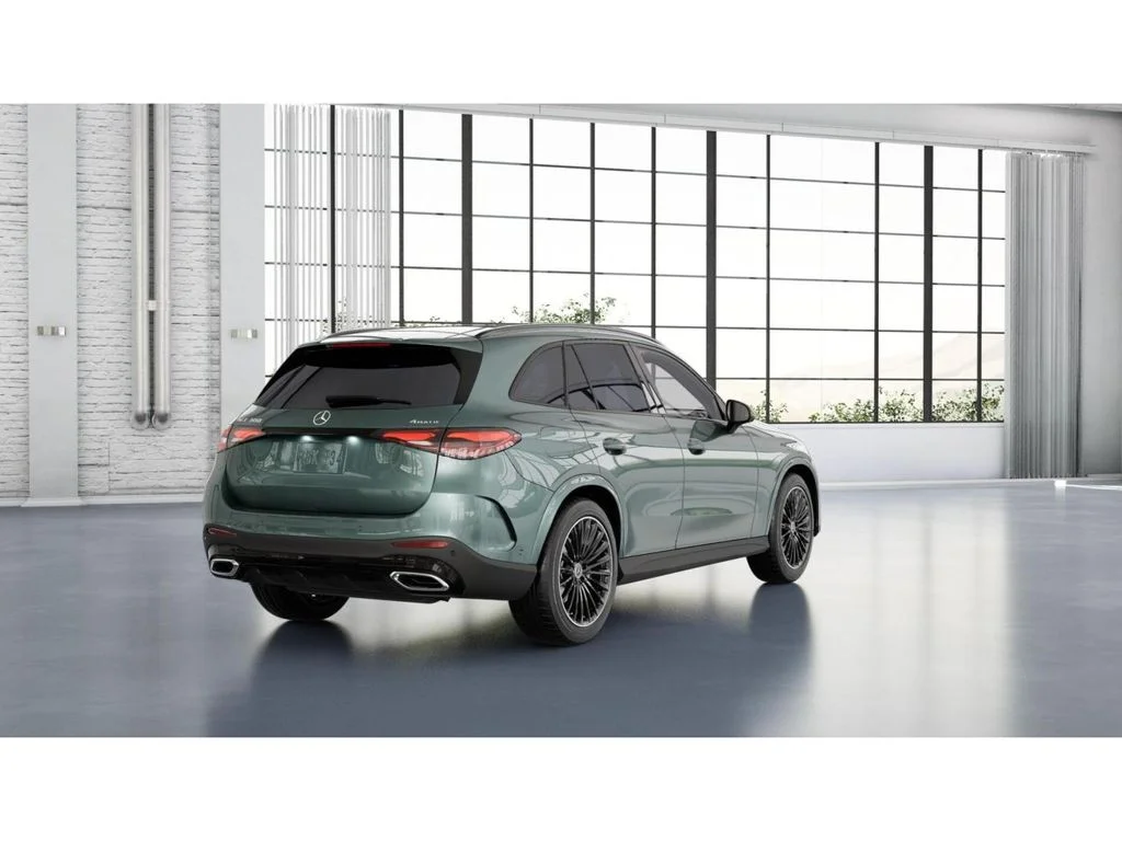 New 2027 Silver Mercedes-Benz GLC 300 image 22