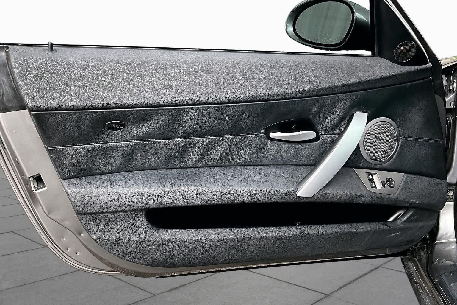 Used 2003 Sterling Gray Metallic BMW 3.0i image 18