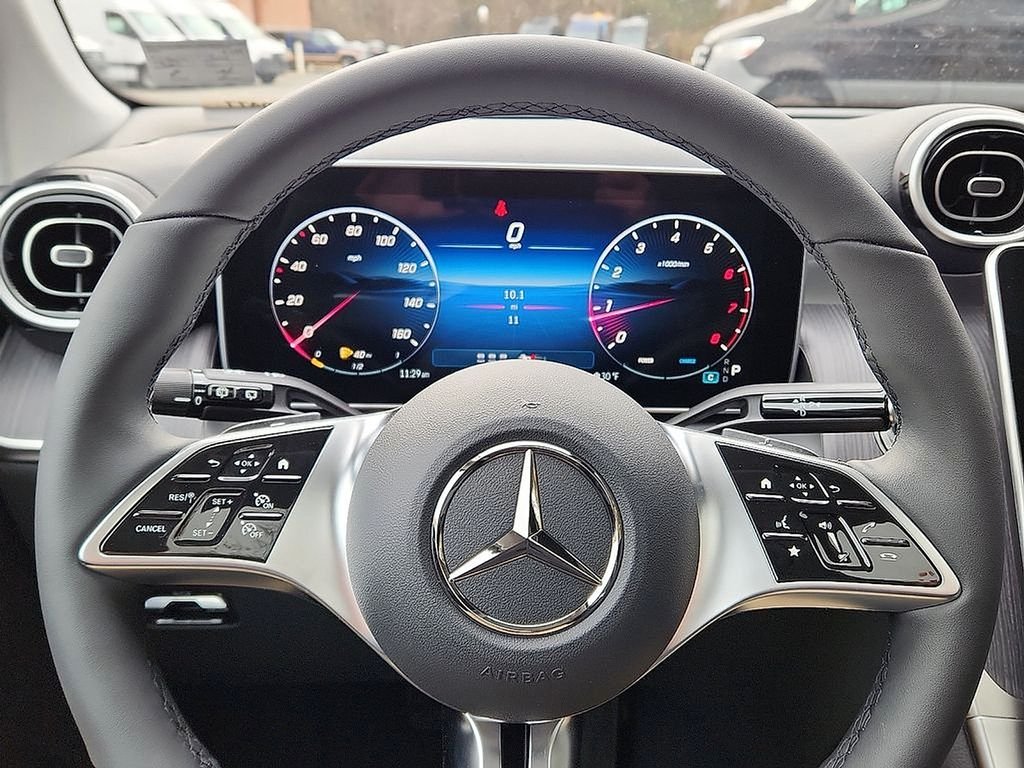 Used 2026 Graphite Grey Metallic Mercedes-Benz GLC 300 image 13