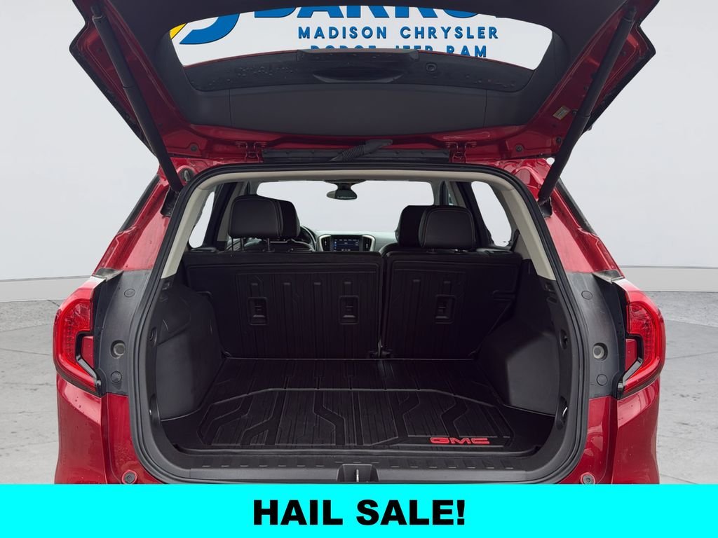 Used 2022 Red GMC Denali image 23