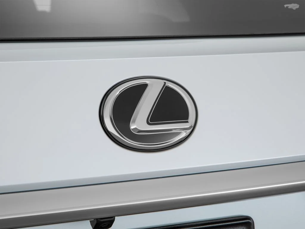 Used 2017 White Lexus 350 image 63