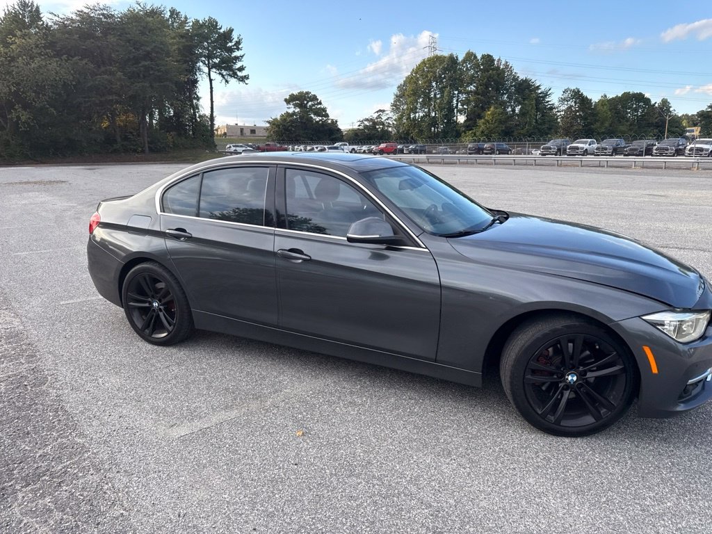 Used 2016 Gray BMW 328i xDrive image 10