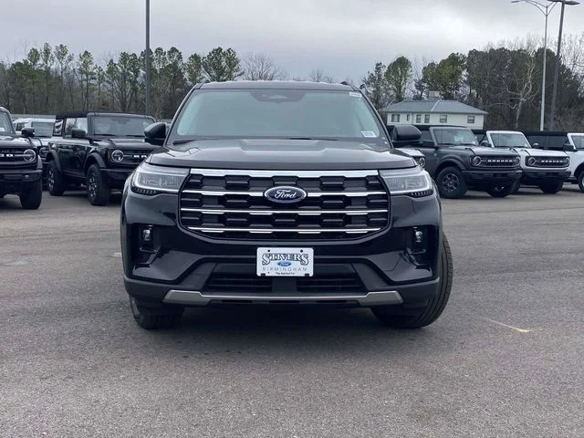 New 2026 Black Ford Active image 8
