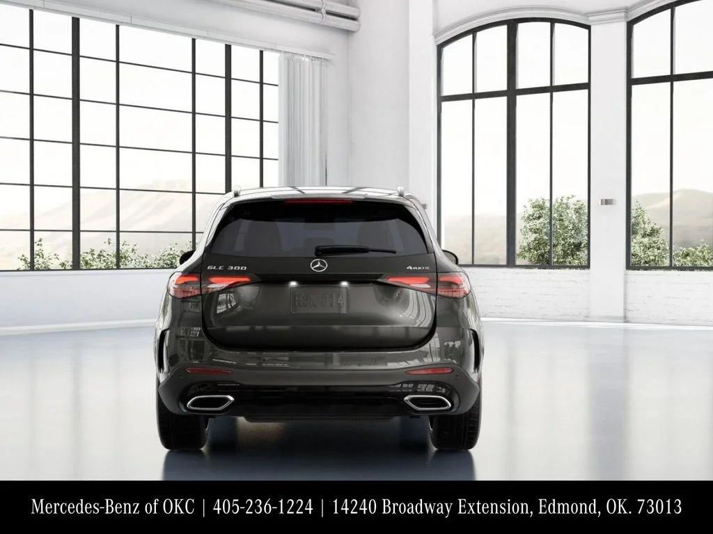 Used 2026 Gray Mercedes-Benz GLC 300 image 25