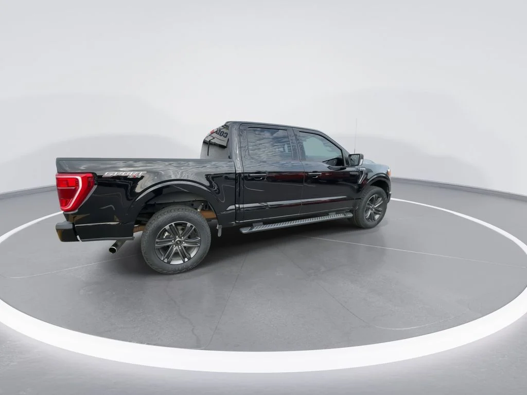 Used 2022 Black Ford XLT image 8