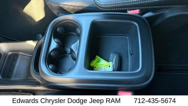 2026 Chrysler Pacifica Select - Photo 24