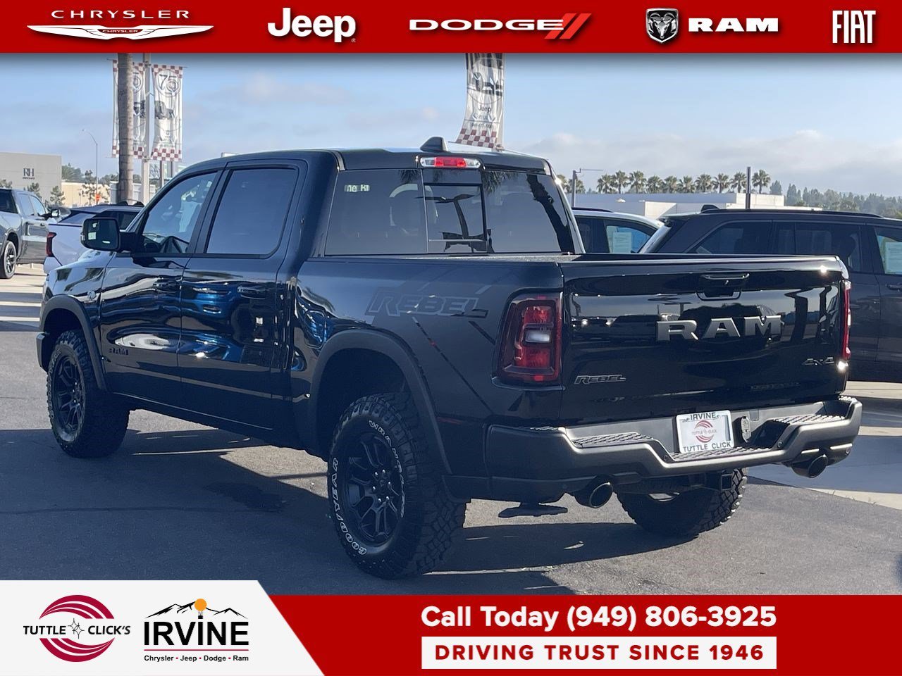 New 2026 Diamond Black Crystal Pearl-Coat Exterior Paint RAM Rebel image 4