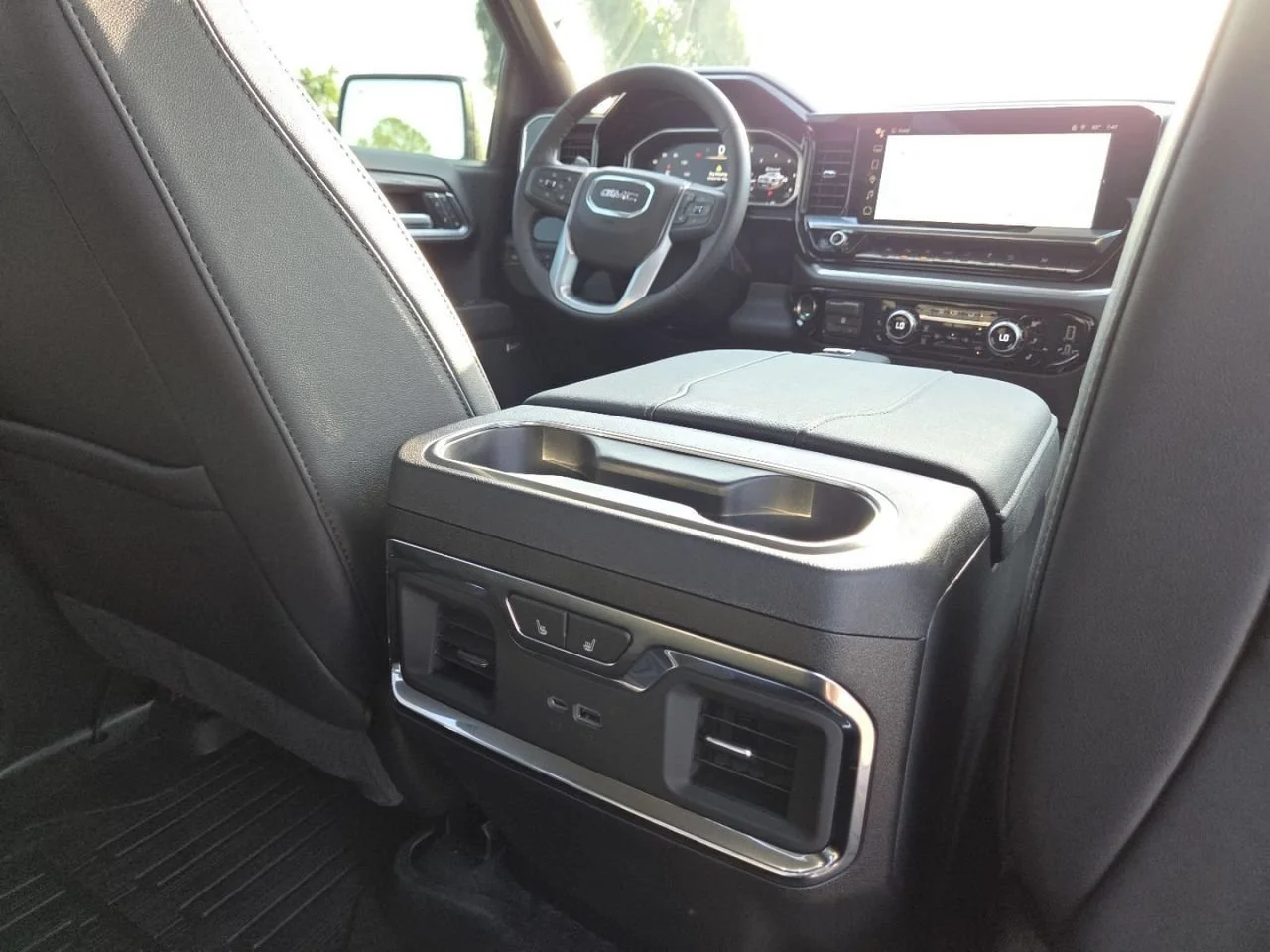 New 2026 Glacier White Tricoat GMC SLT image 26