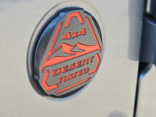 Used 2020 Silver Jeep Mojave image 10