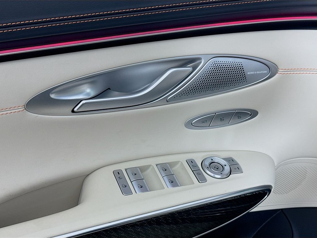 2026 GENESIS GV70 Sport Prestige - Photo 18