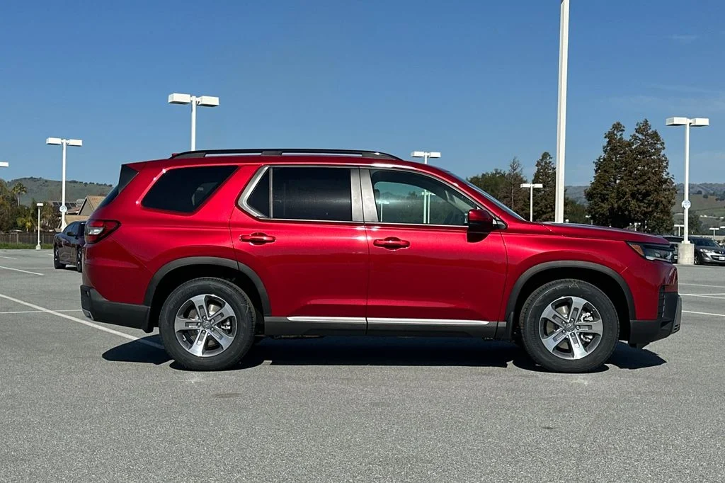 New 2026 Radiant Red Metallic II Honda EX-L image 3
