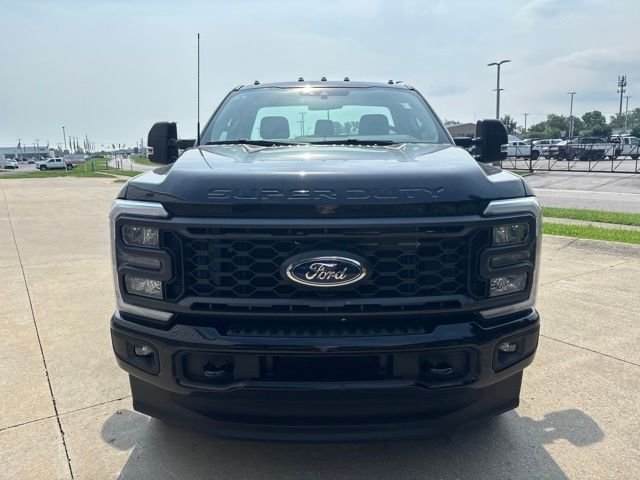 New 2026 Agate Black Metallic Ford F-350® XL image 3