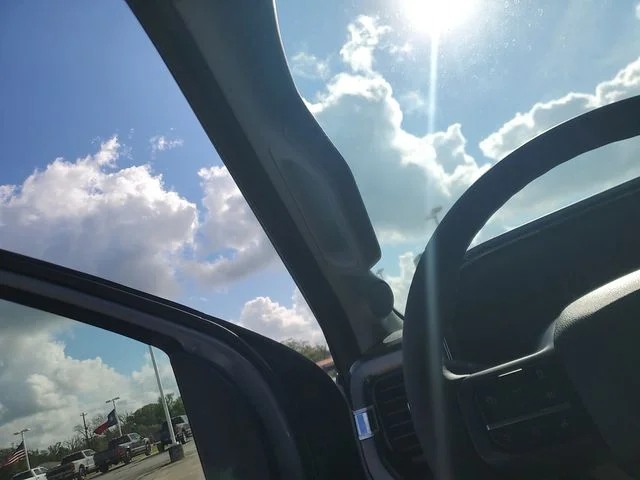 New 2026 Glacier Gray Metallic Tri-Coat Ford F-250® Lariat® image 22