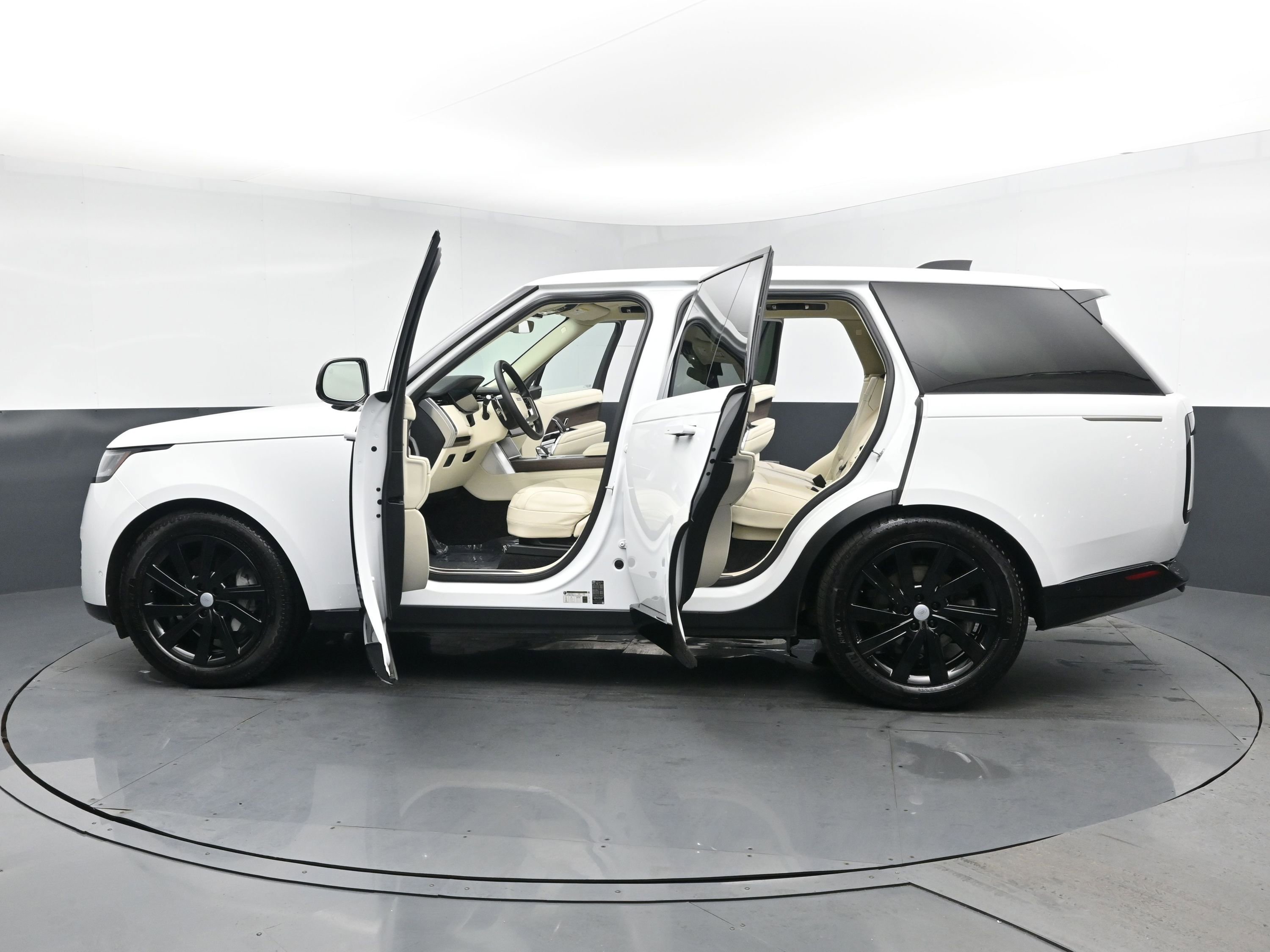 Certified Used 2024 White Land Rover SE image 26