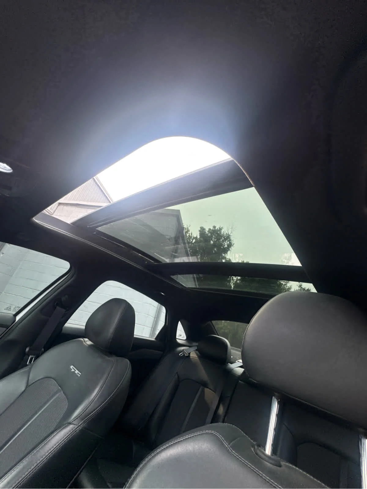 Used 2021 Glacial White Pearl Kia GT-Line image 22