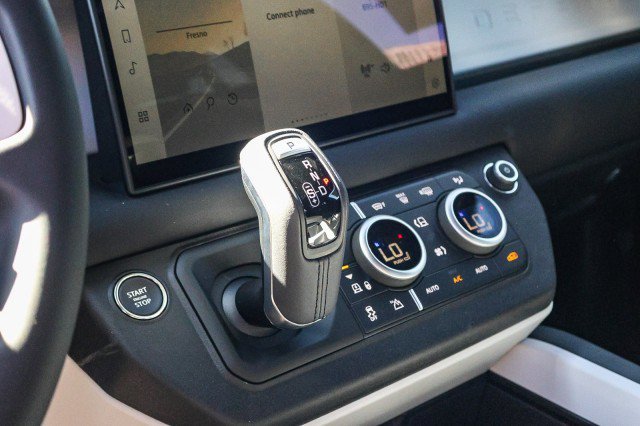 Certified Used 2025 Black Land Rover X-Dynamic SE image 19