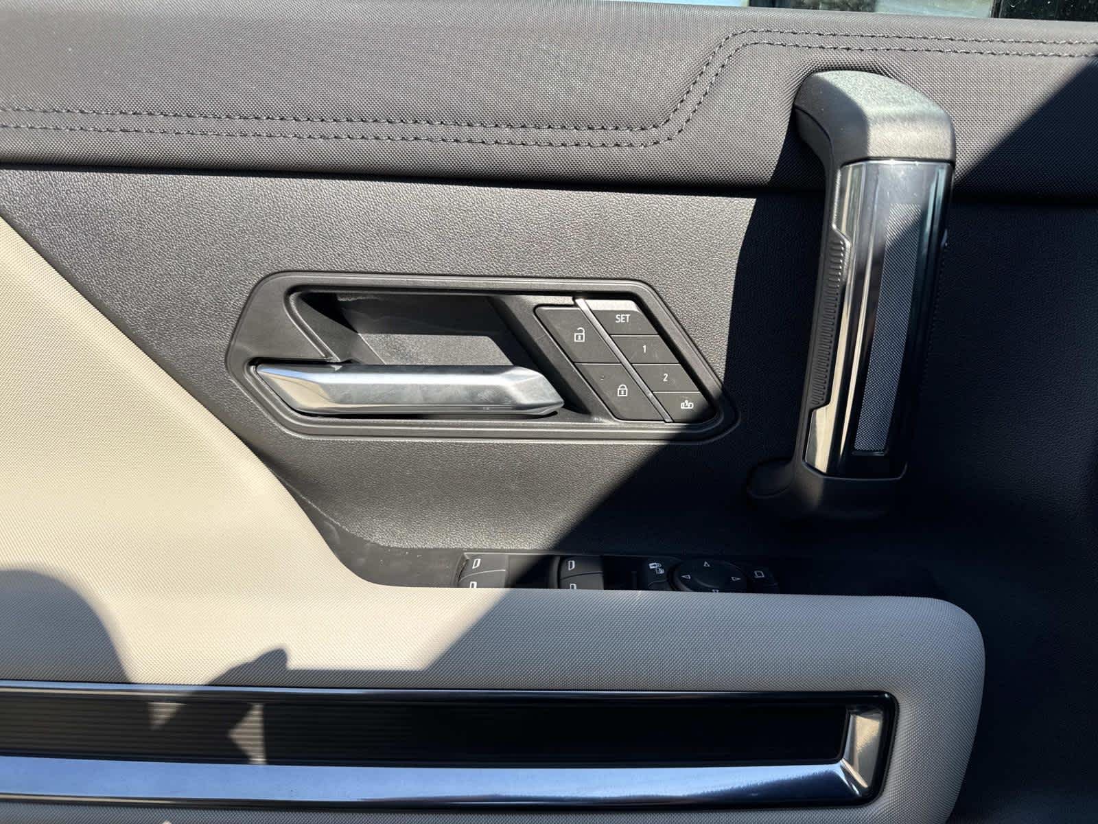 2026 GMC HUMMER EV 2X - Photo 11