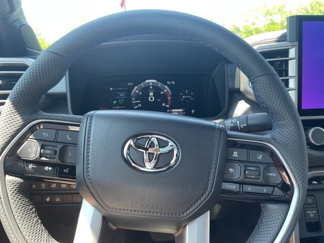 New 2026 Wind Chill Pearl <sup>1</sup> Toyota  Platinum image 14