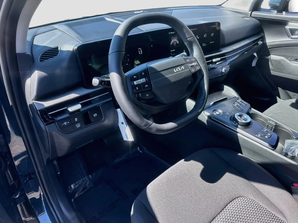 New 2027 Vesta Blue Kia S image 9