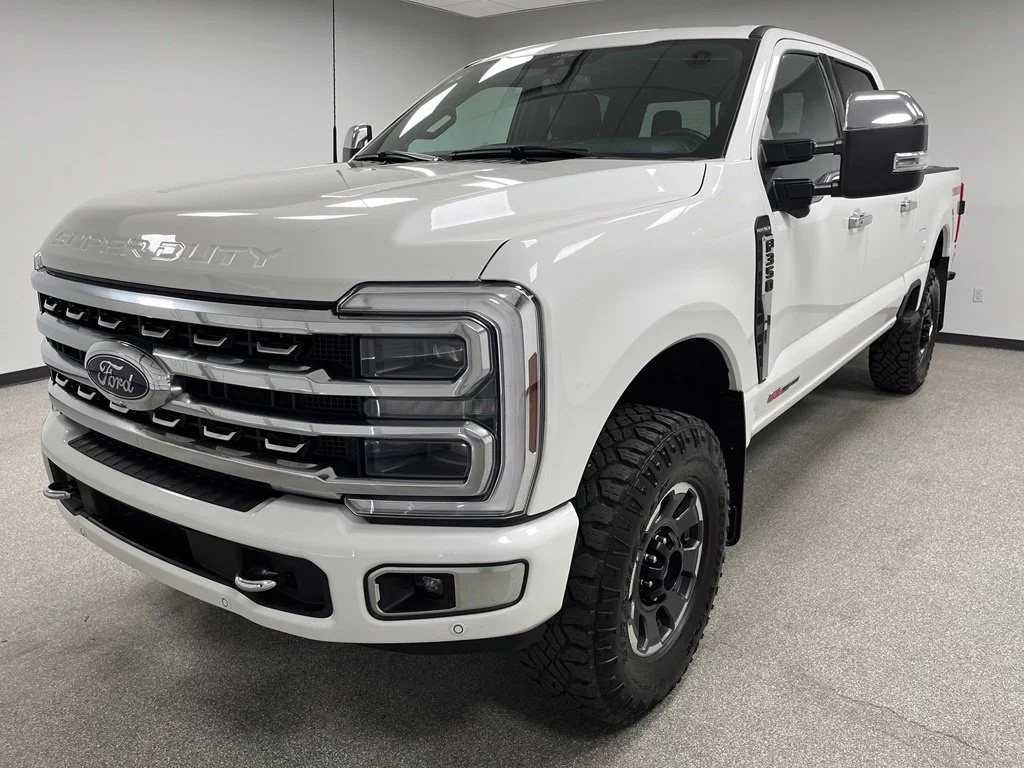 Used 2024 White Ford Platinum image 4