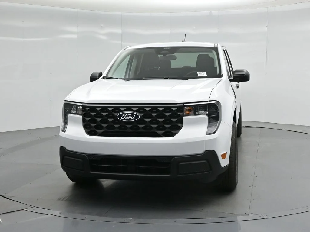 New 2026 Oxford White Ford XLT image 50