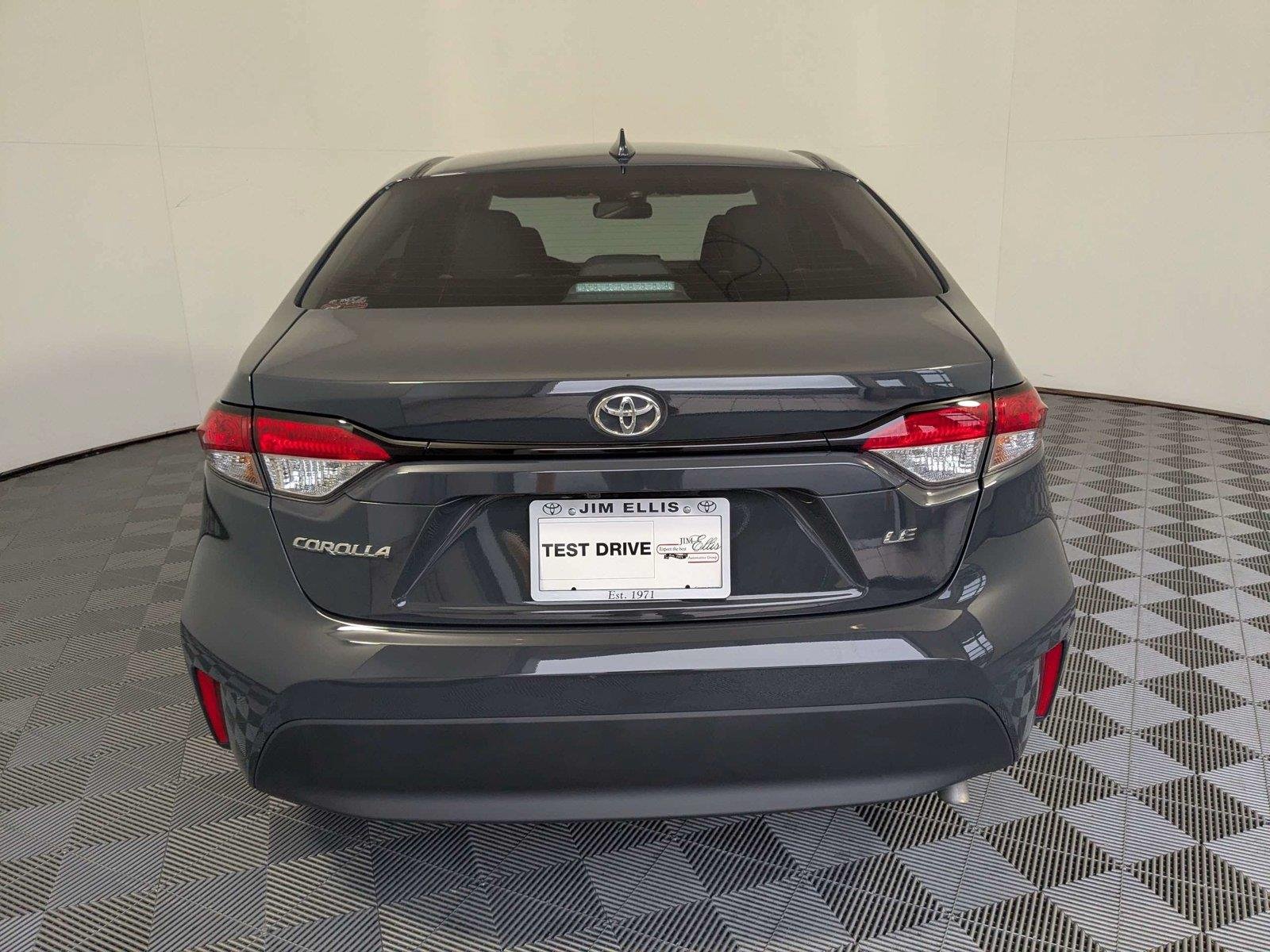 Used 2025 Underground Toyota LE image 6