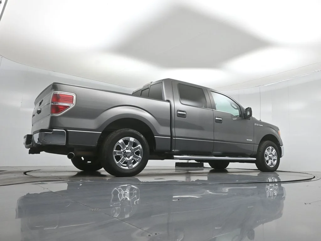 Used 2013 Gray Ford XLT image 43