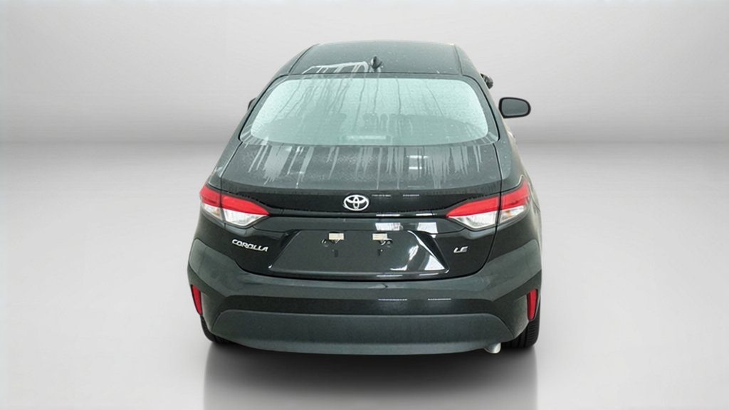 New 2027 Inked Toyota LE image 12