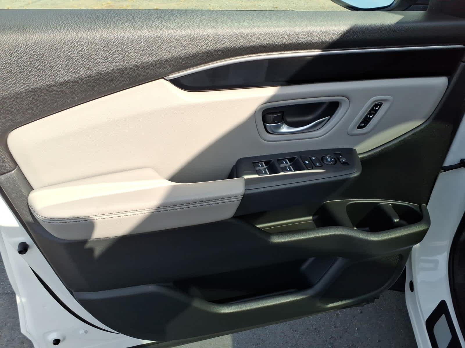 2024 Honda Pilot Touring - Photo 16