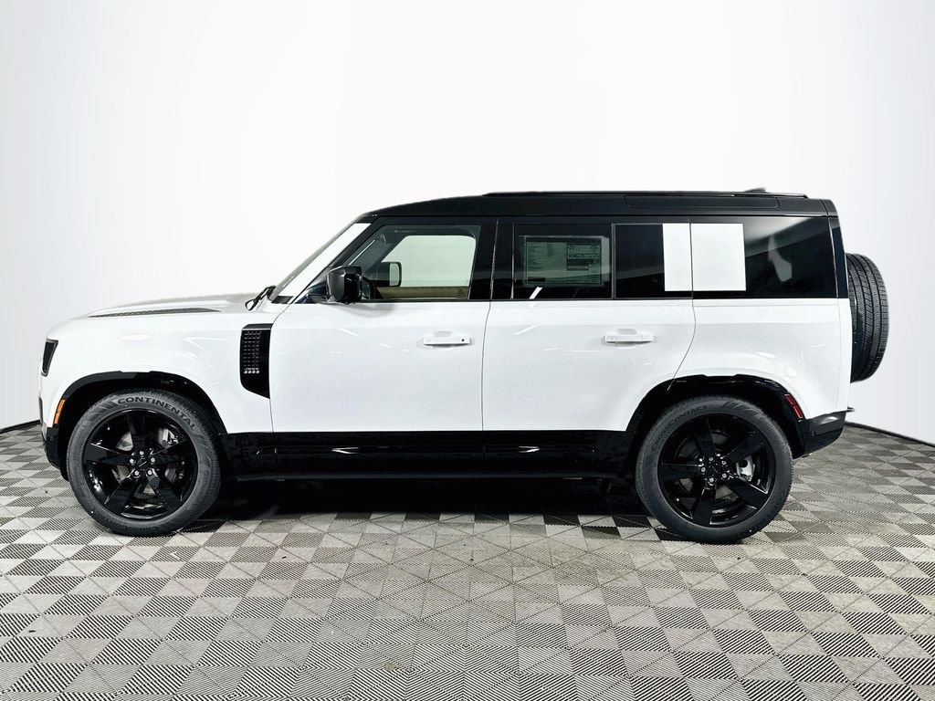 New 2026 Fuji White Land Rover X-Dynamic SE image 8