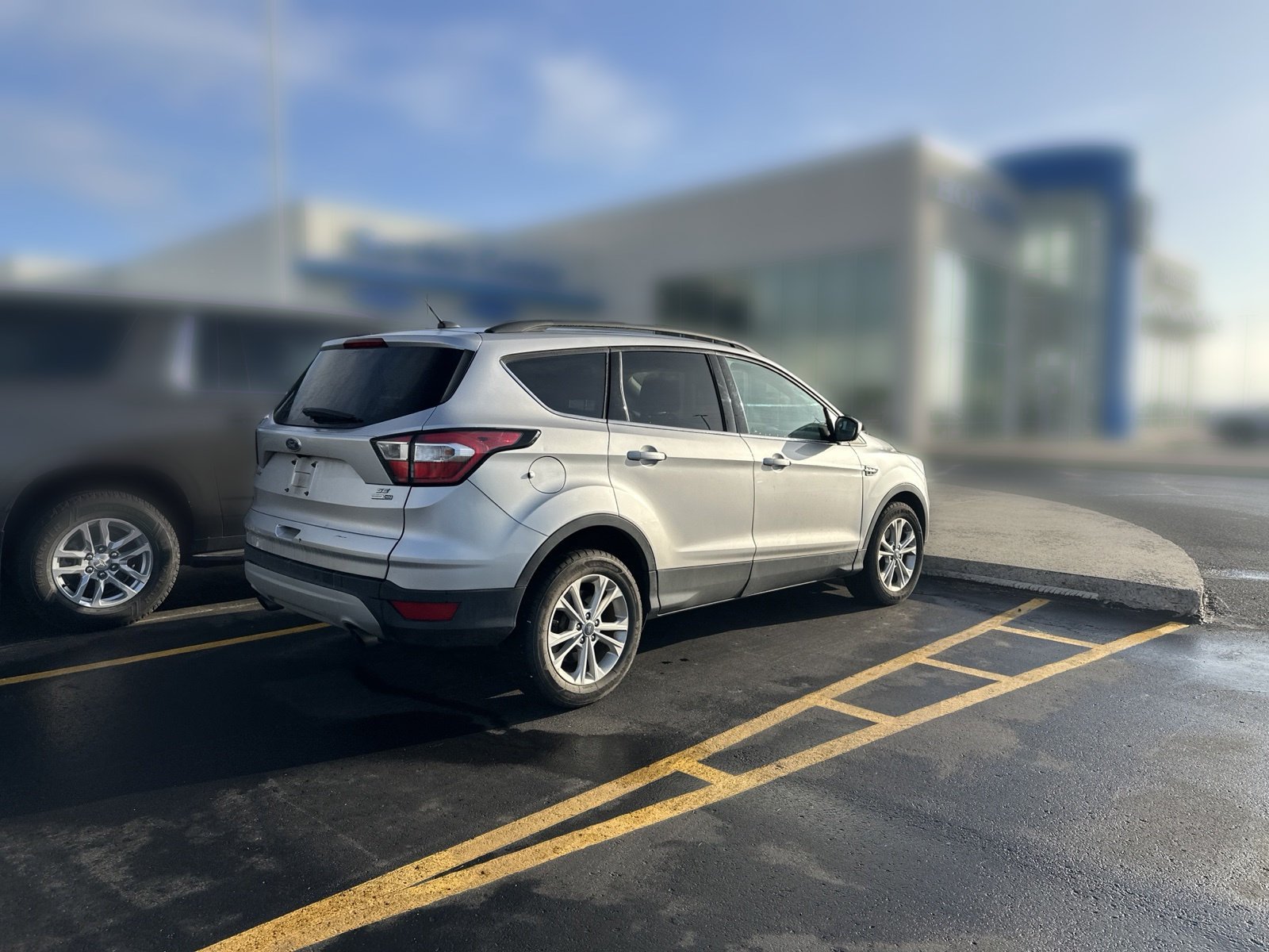 Used 2017 Silver Ford SE image 7