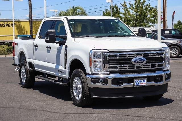 New 2026 Oxford White Ford F-250® XLT image 31