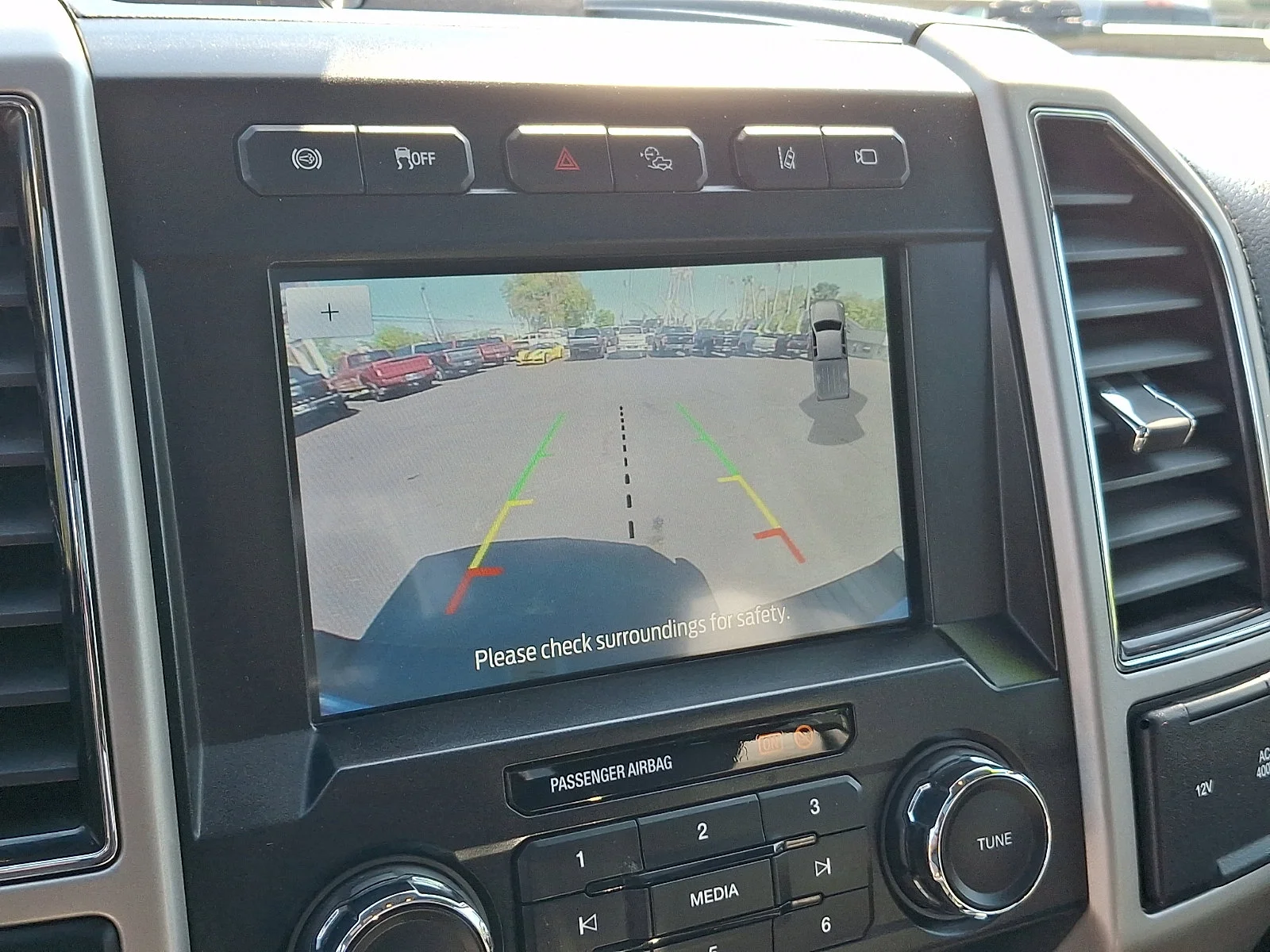 Used 2020 Velocity Blue Metallic   E7 Ford LARIAT image 24