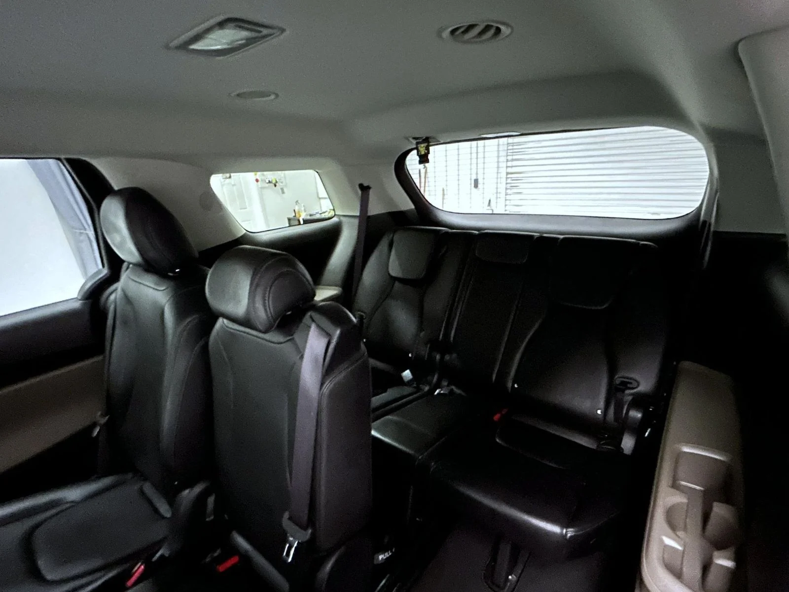 Used 2025 Black Kia LXS image 19
