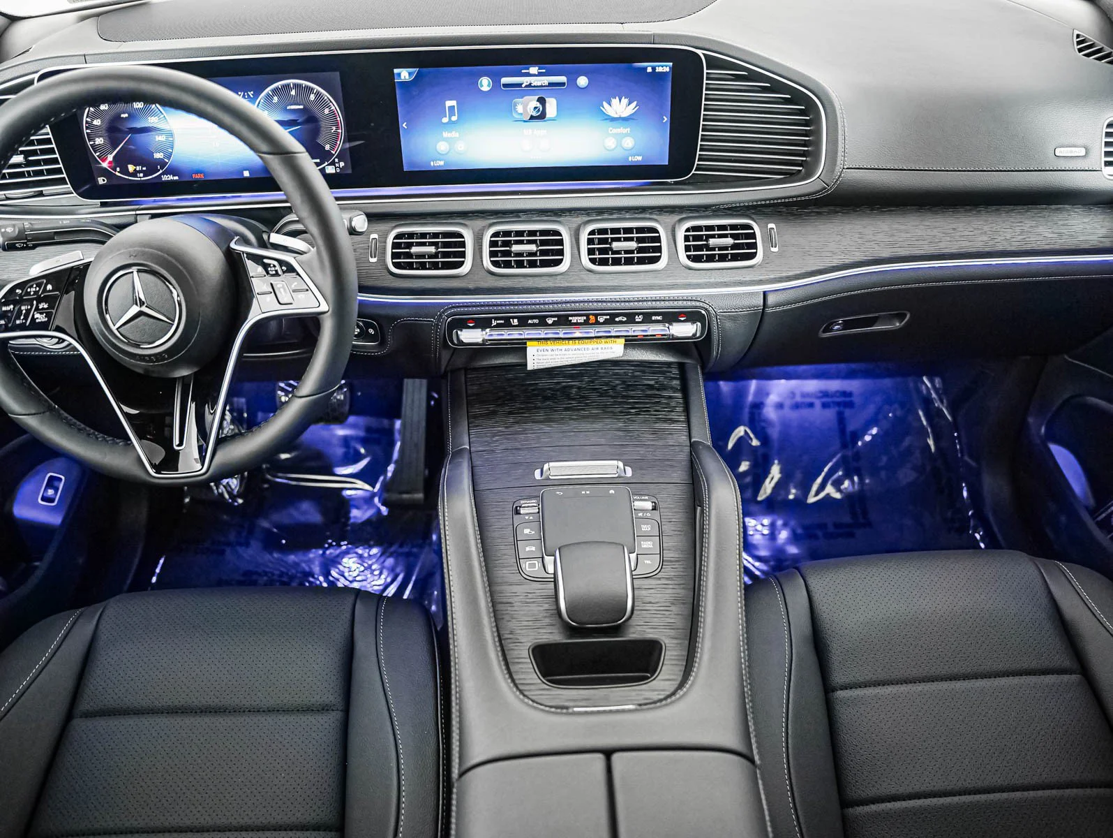 New 2026 Polar White Mercedes-Benz AMG® 4MATIC image 12