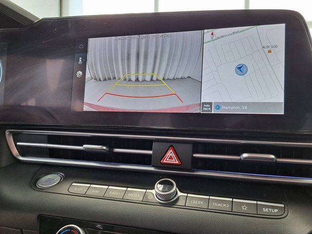 Used 2024 Red Hyundai SEL image 16