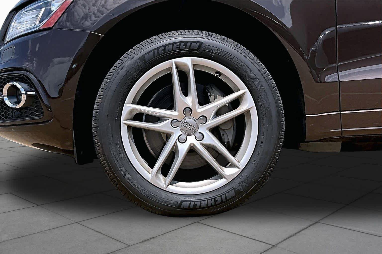Used 2014 Teak Brown Metallic Audi Premium Plus image 10