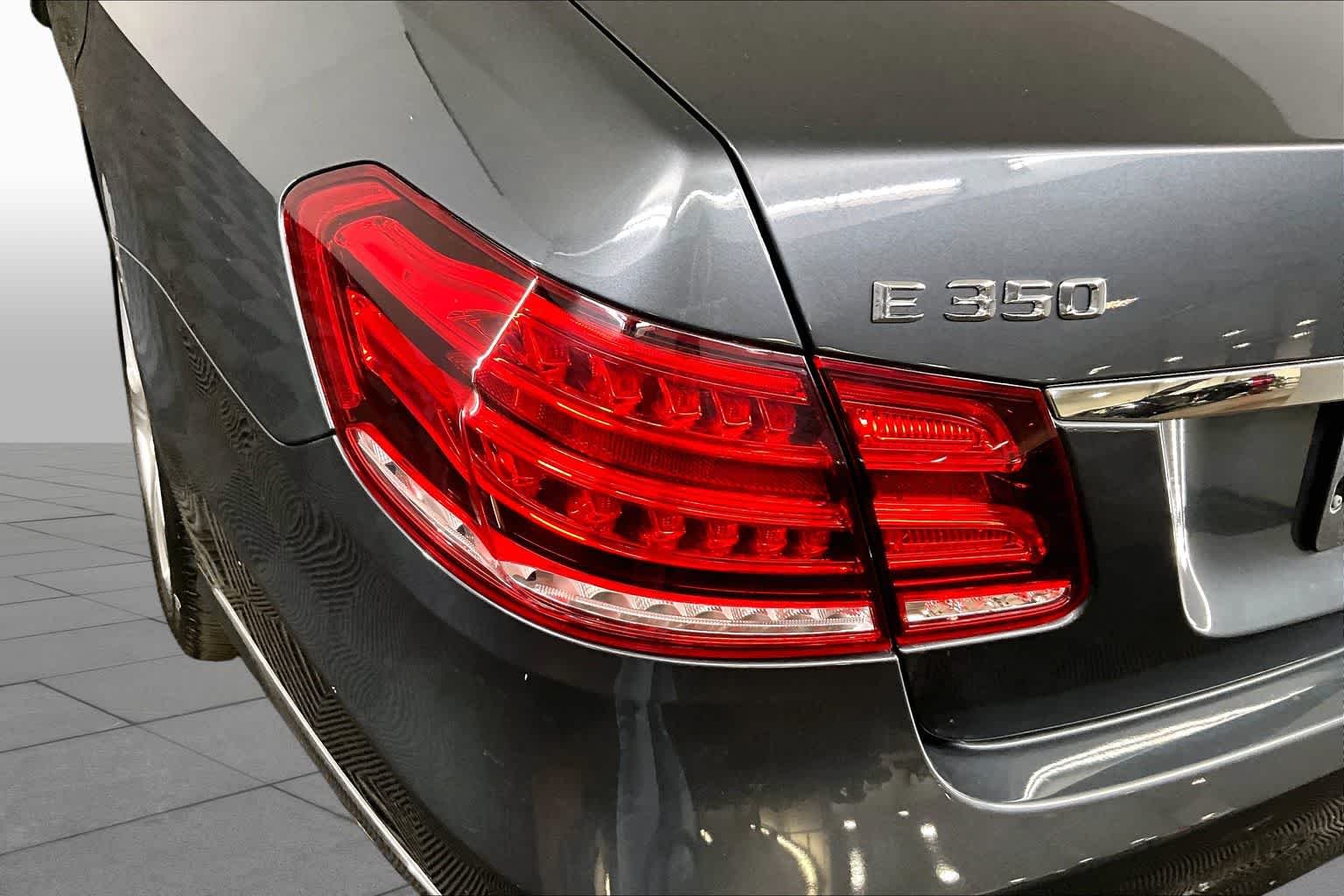 Used 2016 Steel Grey Metallic Mercedes-Benz E 350 Luxury image 28