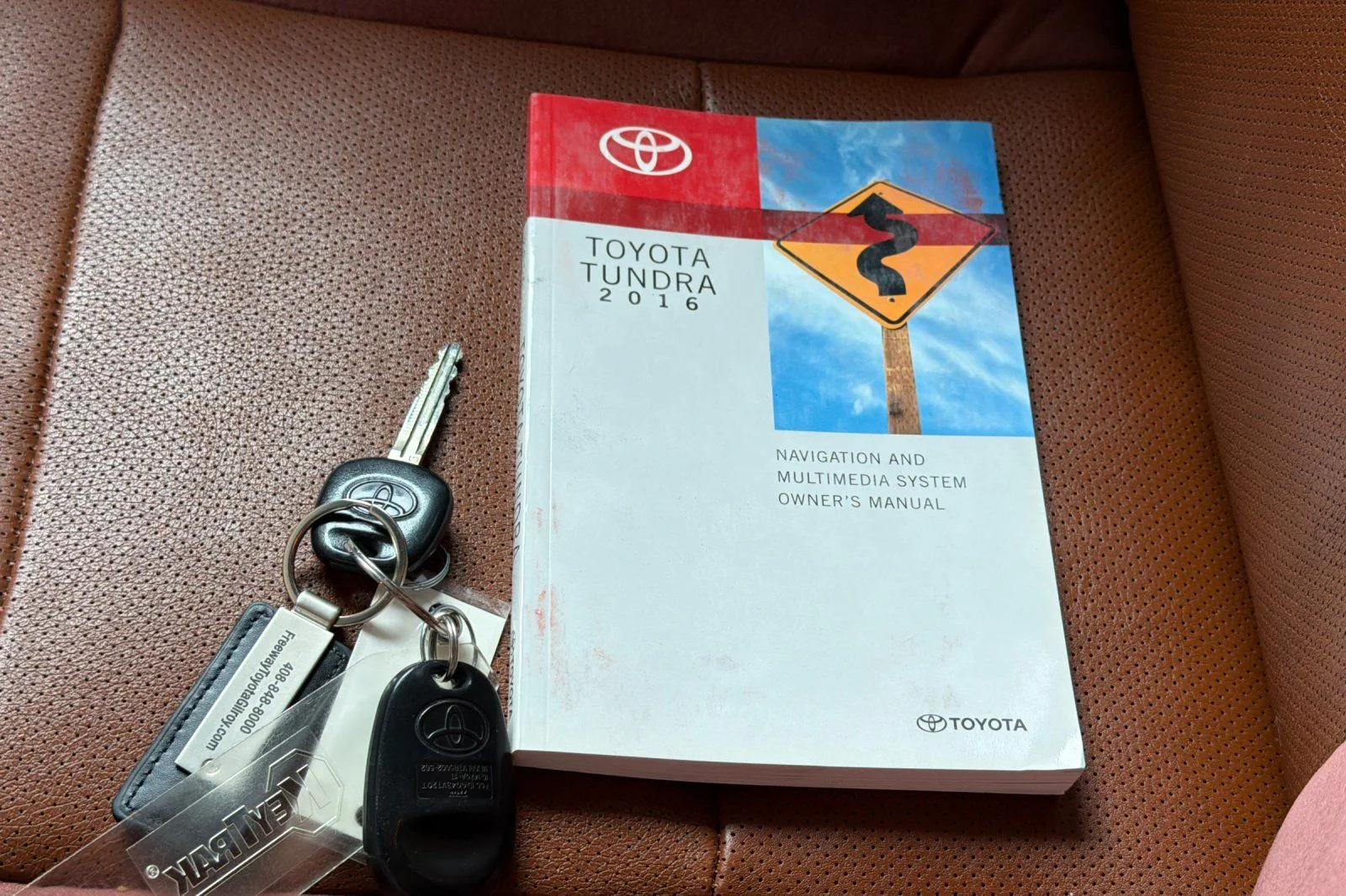 Used 2016 White Toyota 1794 image 11