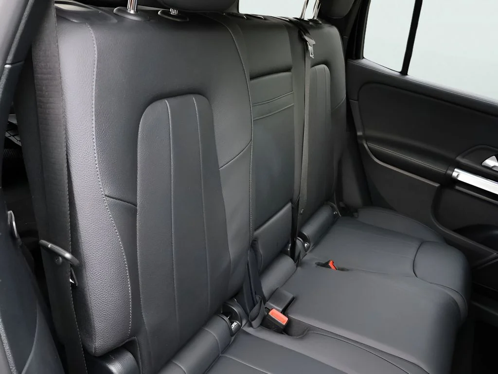 Used 2023 Night Black Mercedes-Benz GLB 250 image 14