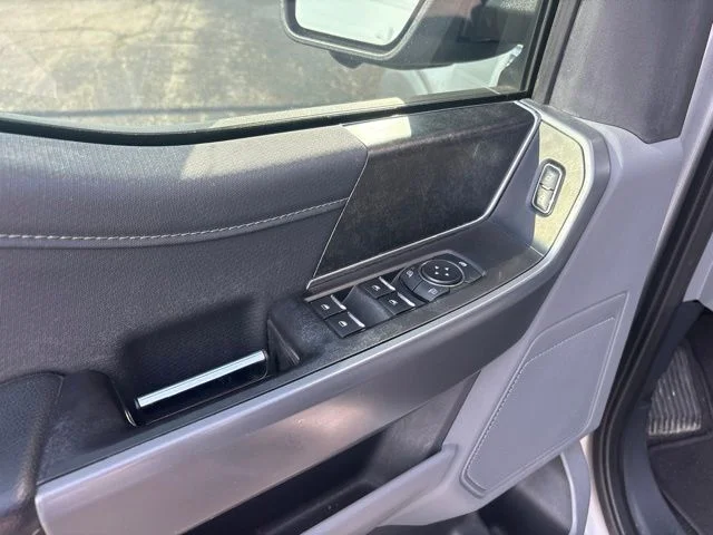 Used 2021 Silver Ford XLT image 23