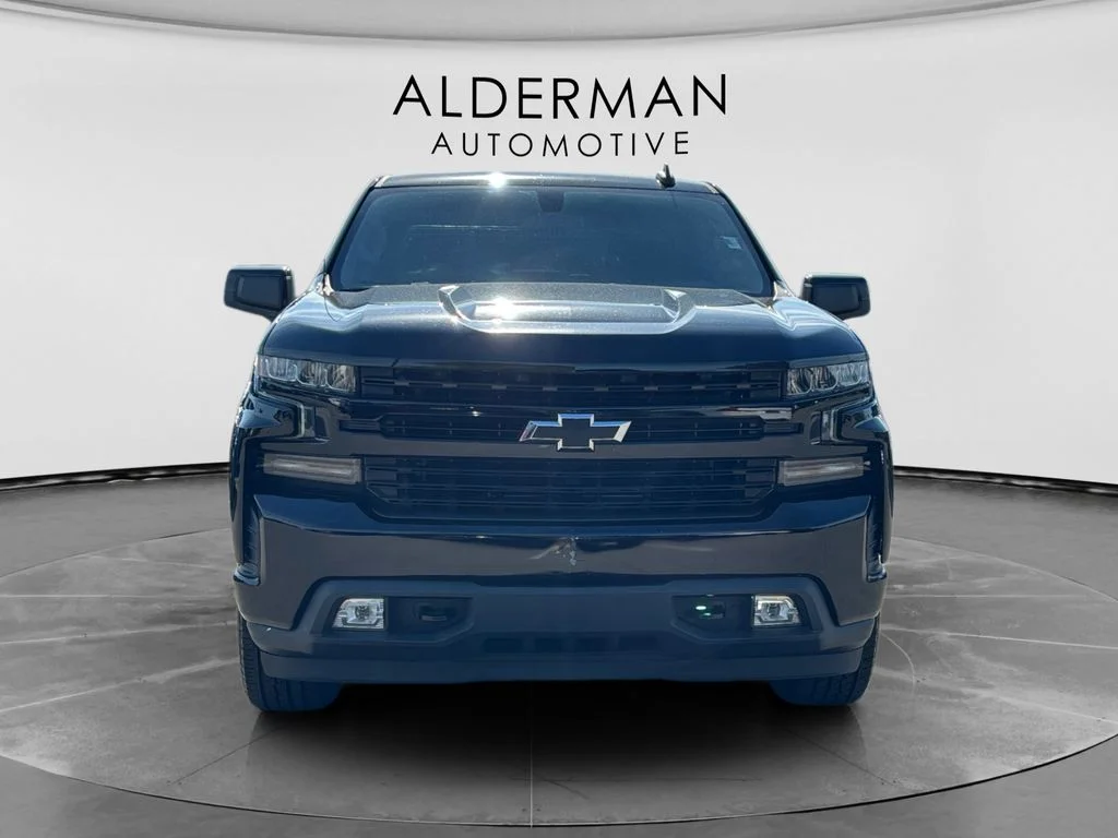 Used 2020 Black Chevrolet RST image 8
