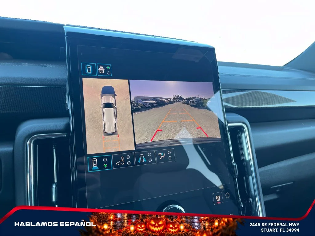 New 2026 Onyx Black GMC Elevation image 32