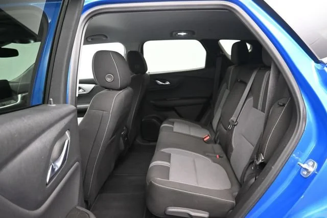 Used 2024 Riptide Blue Metallic Chevrolet 2LT image 20
