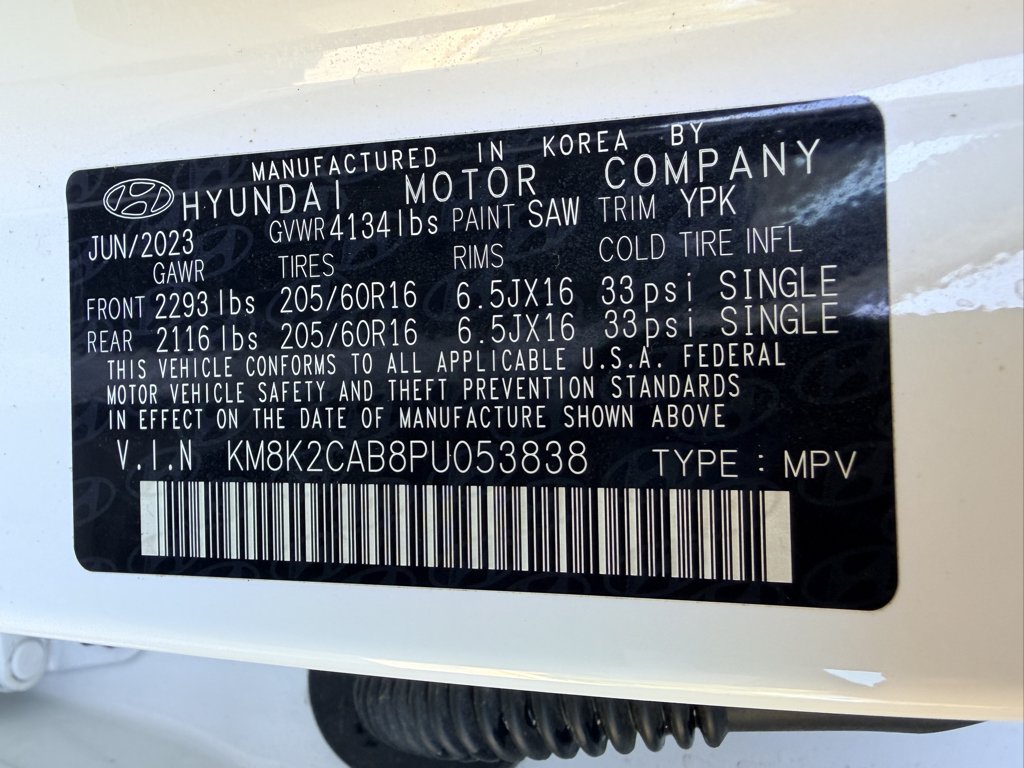 Used 2023 Lunar White Hyundai SE image 36