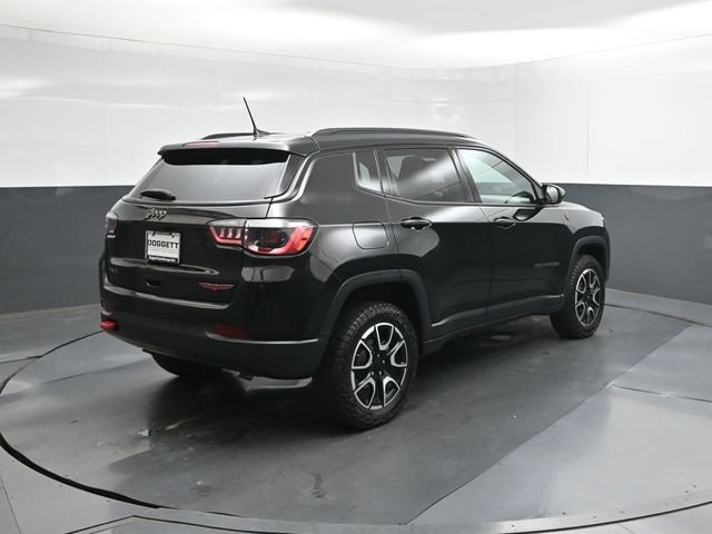 Used 2024 Black Jeep Trailhawk image 8