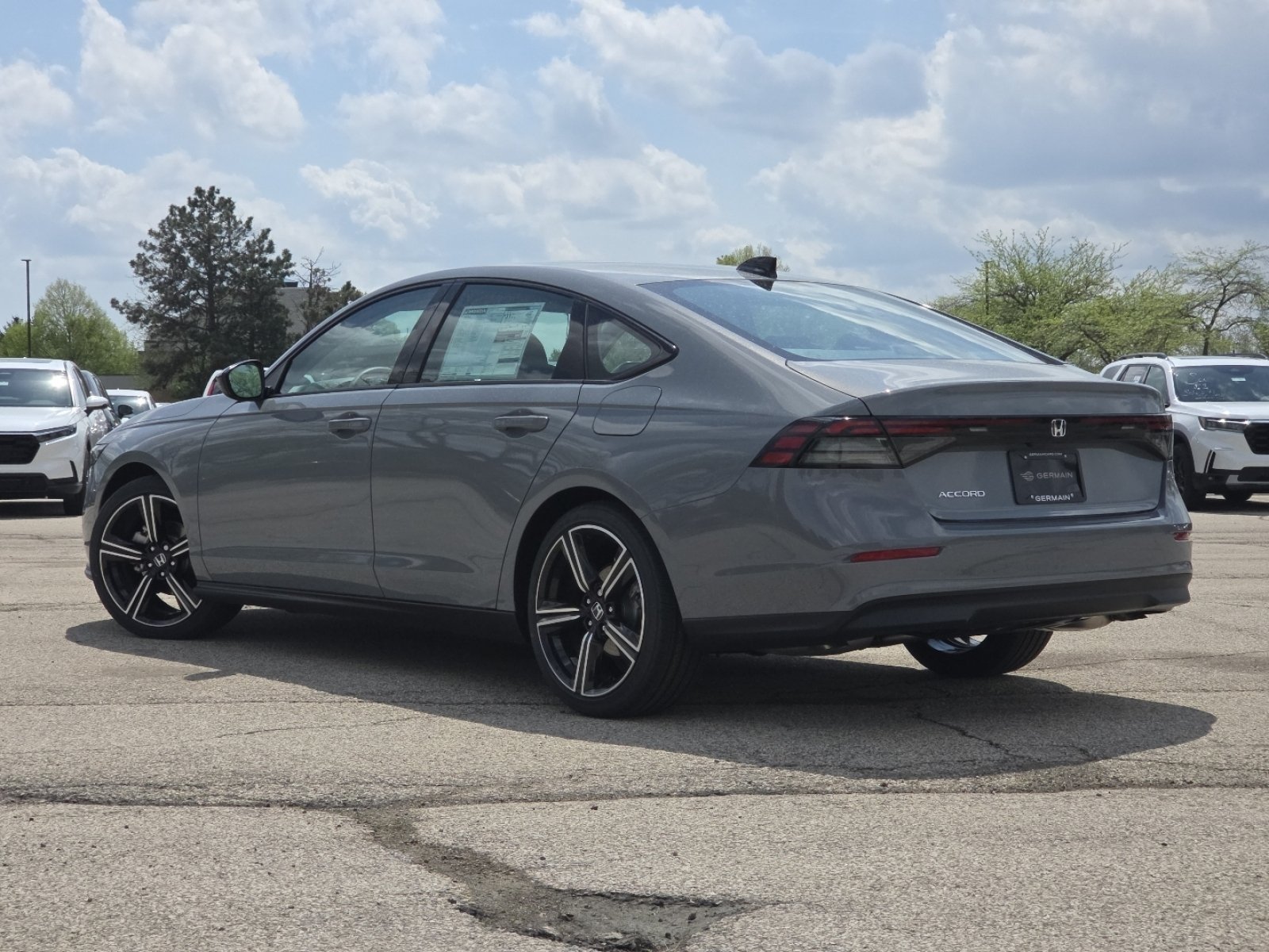 New 2026 Urban Gray Pearl Honda SE image 16
