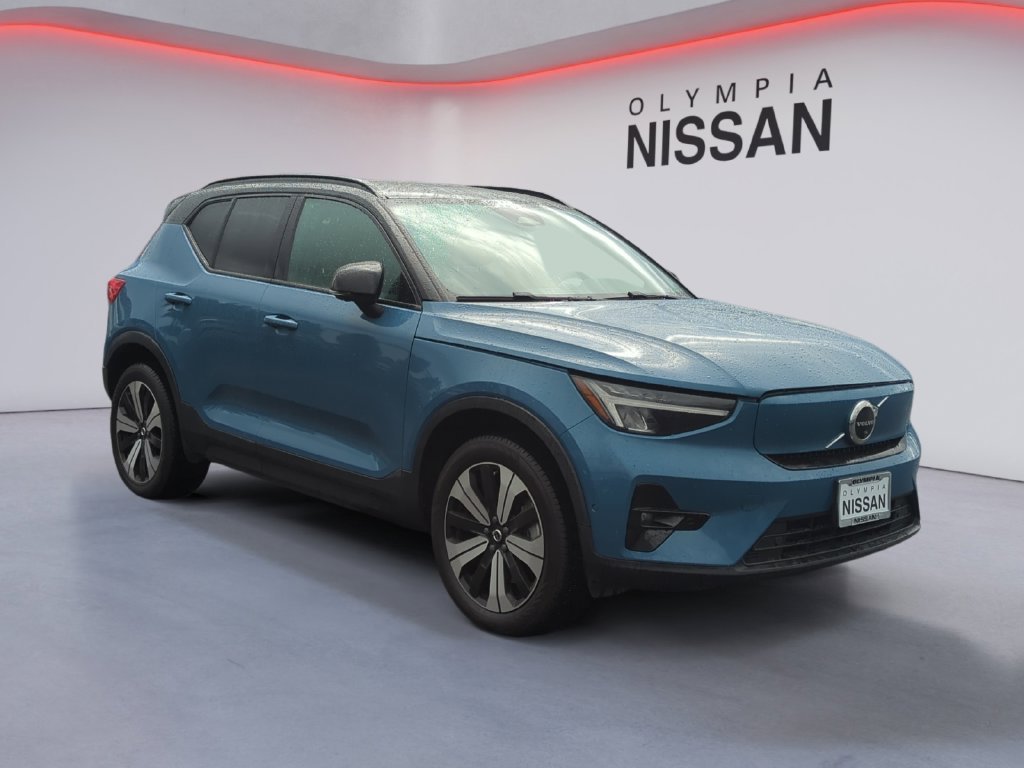 Used 2023 Blue Volvo Twin Plus image 8